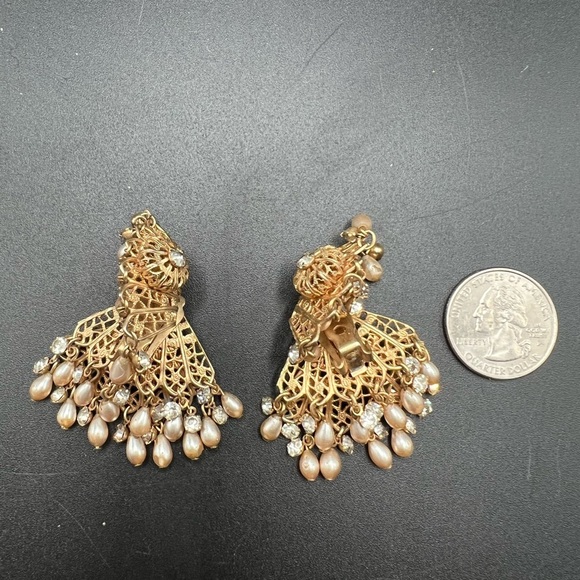 Vintage Estate Rhinestone Filigree Clip On Drop Balls Layered Cha Cha Earrings - Picture 5 of 12
